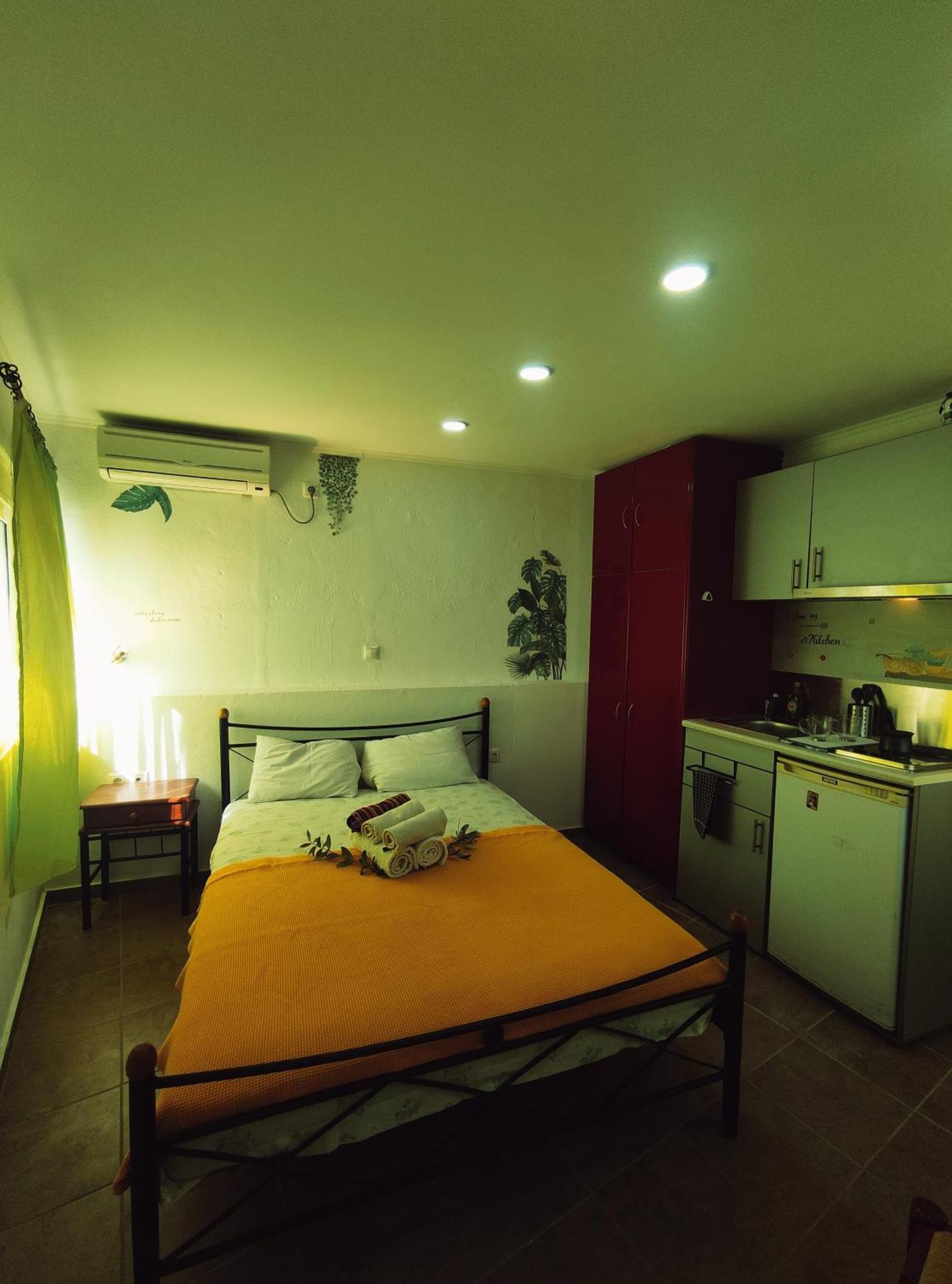 Rena'S Rooms Μελίντα Melinta Camera foto